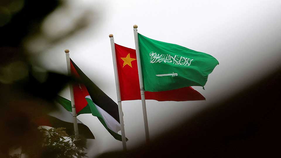         
        
            
            
        
    For the Western Press, Xi’s Saudi Visit is All About the United States