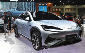 Chinese brands dominate Thailand EVs as BEVs hit 18% of sales and Thai-built EV exports start, FTI data shows rising BEV sales.