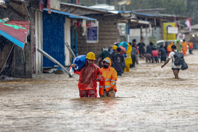 Dari Tanah yang Kaya Hingga Dataran yang Terendam Banjir: Dampak Ambisi Nikel Indonesia-Tiongkok