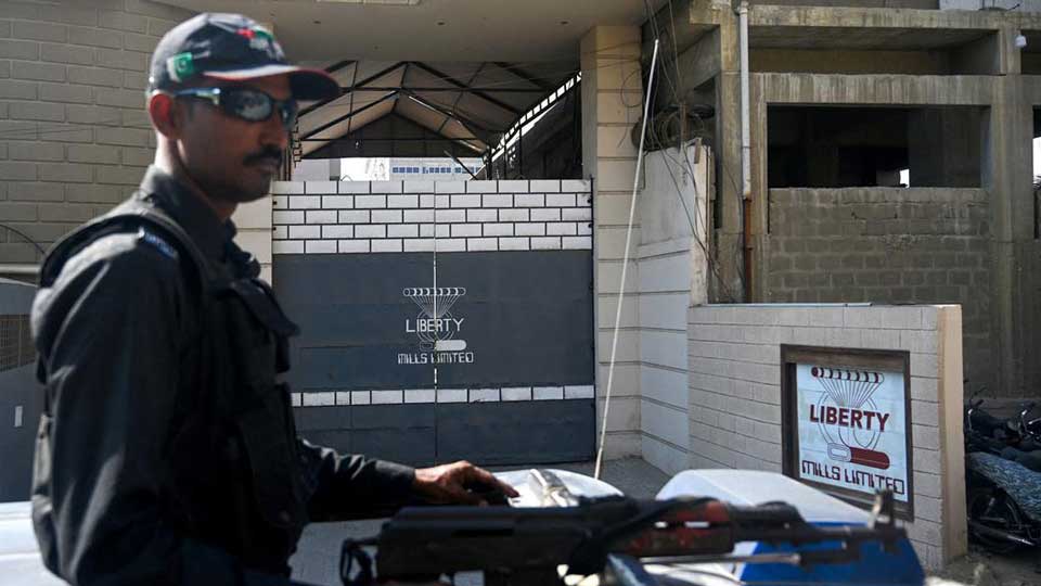         
        
            
            
        
    China Pushes for Security Personnel Deployment in Pakistan