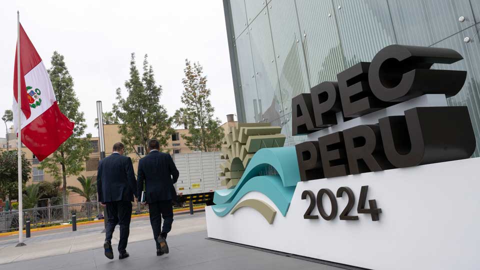        
        
            
            
        
    China’s Xi Heads to Peru for APEC Meeting Shrouded in Trump Fears