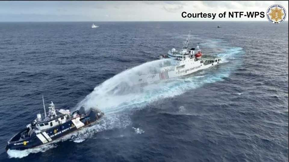 Philippines Says China Coast Guard Fired Water Cannon, ‘Sideswiped’ Govt Vessel