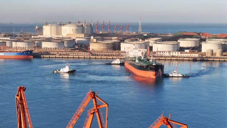         
        
            
            
        
    China to Stockpile 169 Million Barrels of Oil by 2026