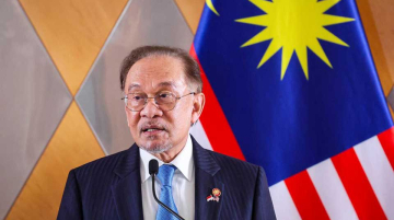 Malaysia and Indonesia are leading ASEAN talks to coordinate a response after Trump’s new tariffs hit Southeast Asia’s China-linked exporters, raising concerns of deeper regional ties with Beijing.