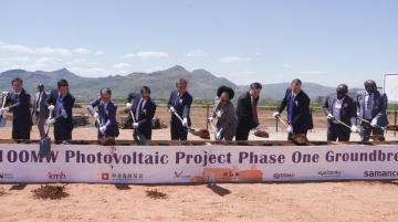 Groundbreaking for the Samancor Chrome solar project. When complete, energy generated from the plant will be used to power the Samancor Chrome processing factory in Limpopo. Photo / 吴鹏 Wu Peng / X: @AmbWuPeng