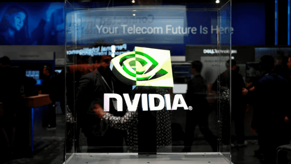         
        
            
            
        
    Malaysia to Target Chip Flow to China Under U.S. Pressure
