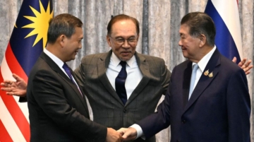 Cambodia and Thailand agreed to an immediate and unconditional ceasefire on Monday following a special meeting hosted by Malaysian PM Anwar Ibrahim