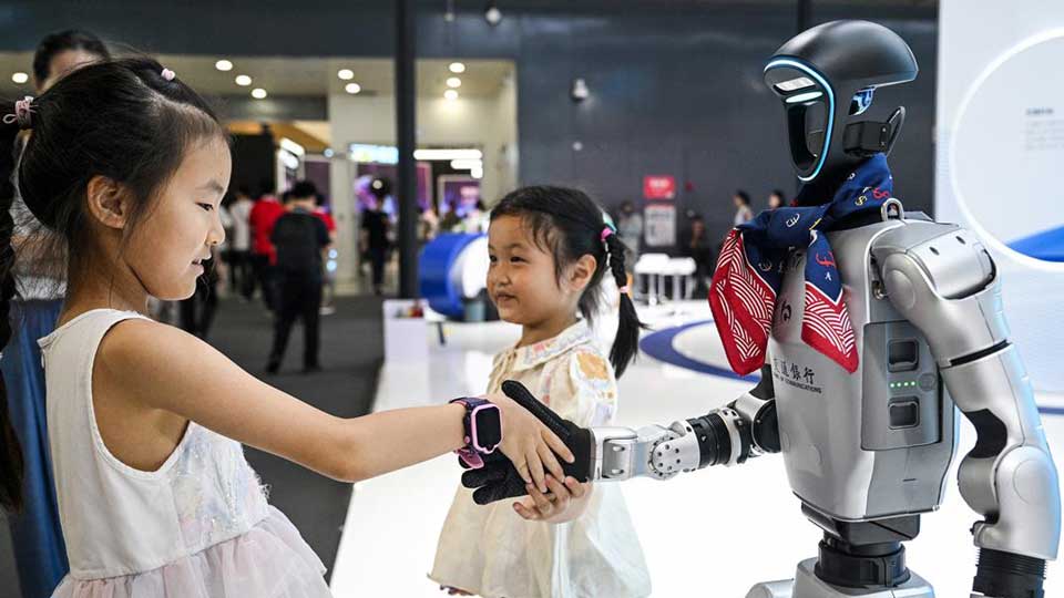         
        
            
            
        
    China Plans Global AI Coordination Body