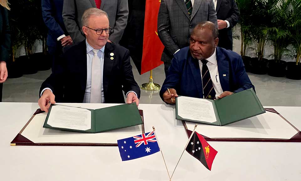         
        
            
            
        
    China Warns Papua New Guinea Over Australian Defense Deal
