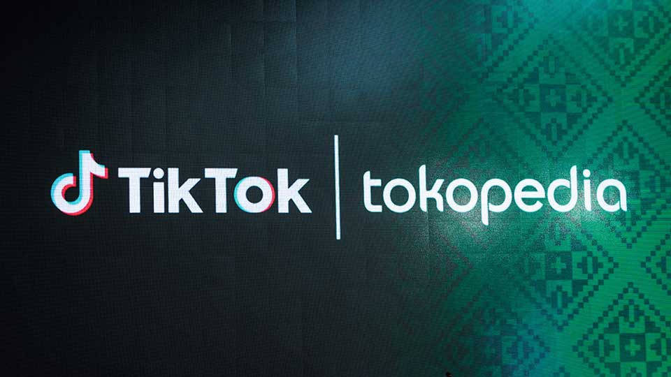         
        
            
            
        
    Indonesia Fines TikTok Over Late Tokopedia Acquisition Notice
