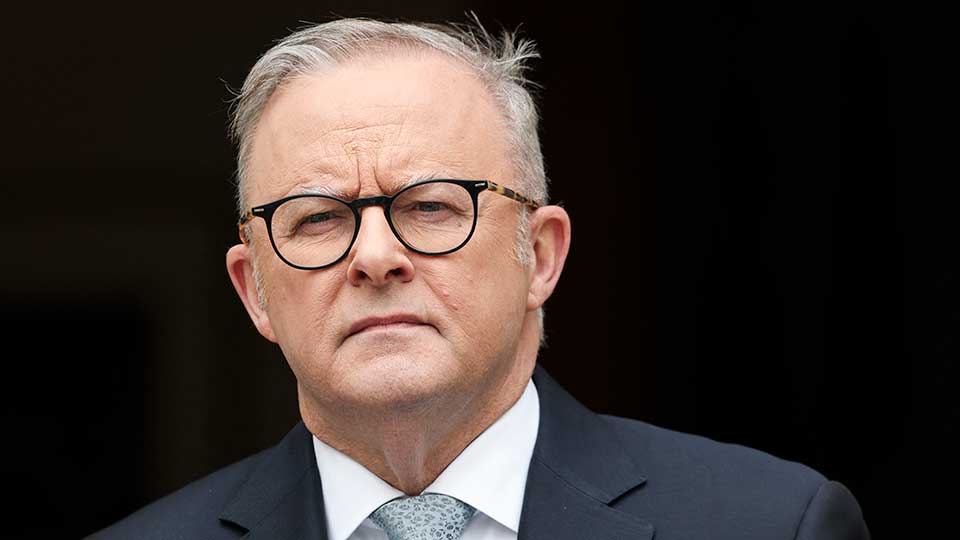         
        
            
            
        
    Aussie PM Meets Trump With Critical Minerals on Offer
