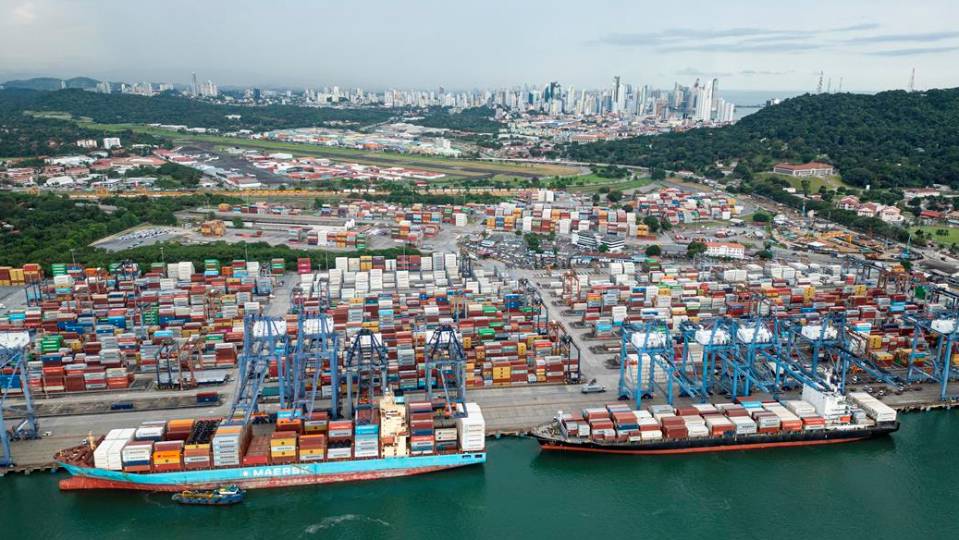         
        
            
            
        
    Panama Ports Deal Hits a Wall