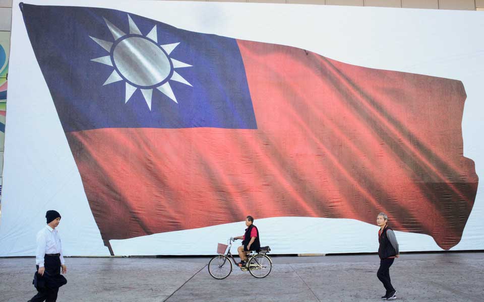         
        
            
            
        
    U.S. Approves $11 Billion in Arms Sales to Taiwan: Taipei