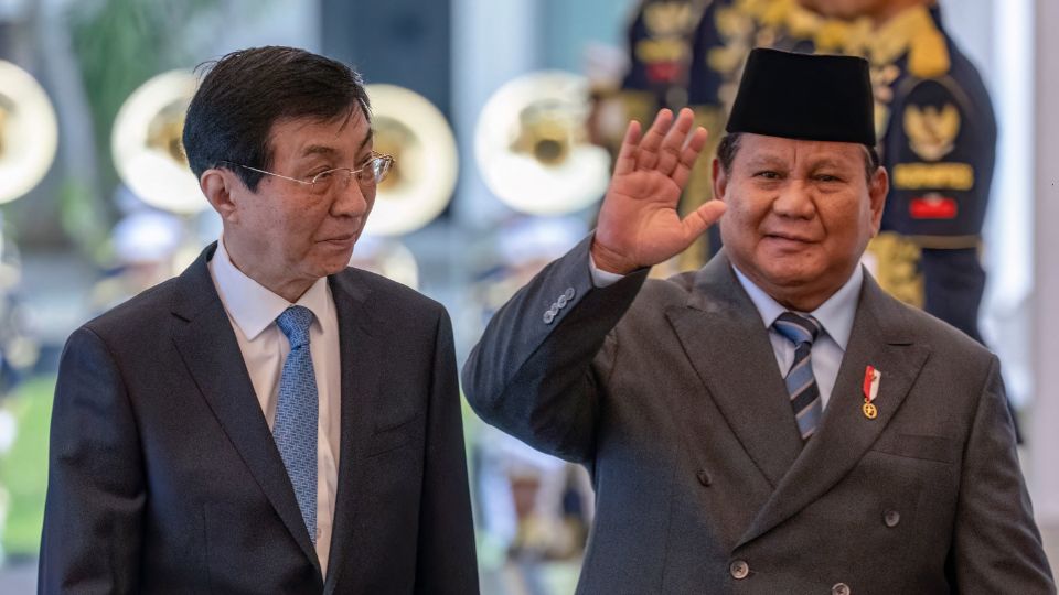         
        
            
            
        
    Prabowo Reaffirms One-China Principle in Wang Huning’s Indonesia Visit