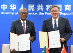 Minister Parks Tau and China’s Minister of Commerce, Wang Wentao, have signed the China–Africa Economic Partnership Agreement (CAEPA), a landmark deal set to grant South African exports duty-free access to the Chinese market while boosting investment into South Africa’s economy. Photo / DTIC