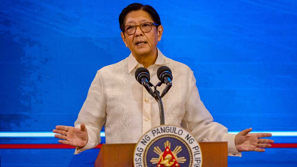         
        
            
            
        
    Manila, Beijing Resume Talks on South China Sea, Energy Security
