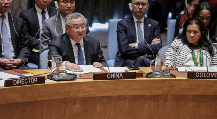 China’s Strategy of Staying Out of Iran