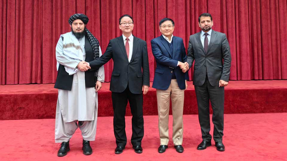 Afghanistan, Pakistan Agree to Avoid Escalation: China
