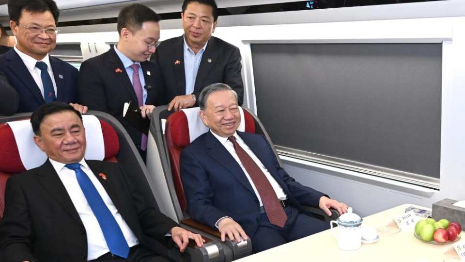 China Offers Vietnam New Rail Support