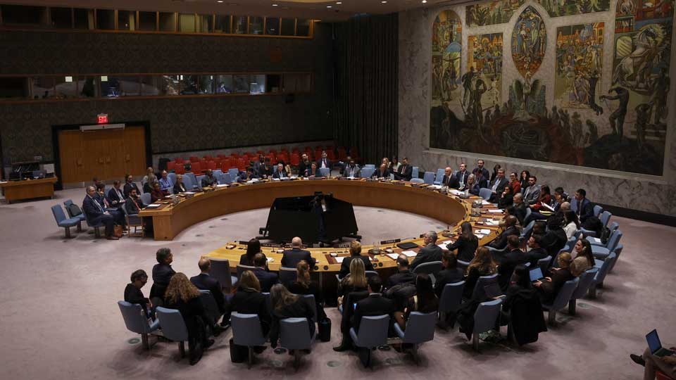         
        
            
            
        
    China Blocks Force Clause in U.N. Hormuz Vote as Oil Crisis Deepens